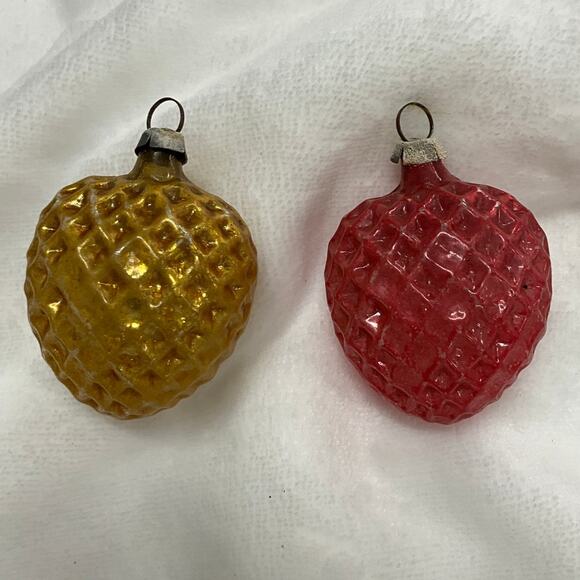 Set of 2 Vintage Mercury Glass Christmas Ornaments Handpainted Gold Red - Picture 1 of 6